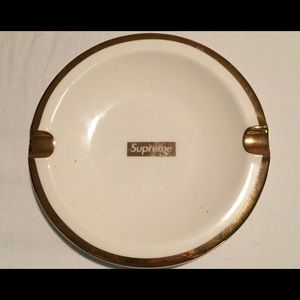 Supreme Gold Trim Ceramic Ash Tray